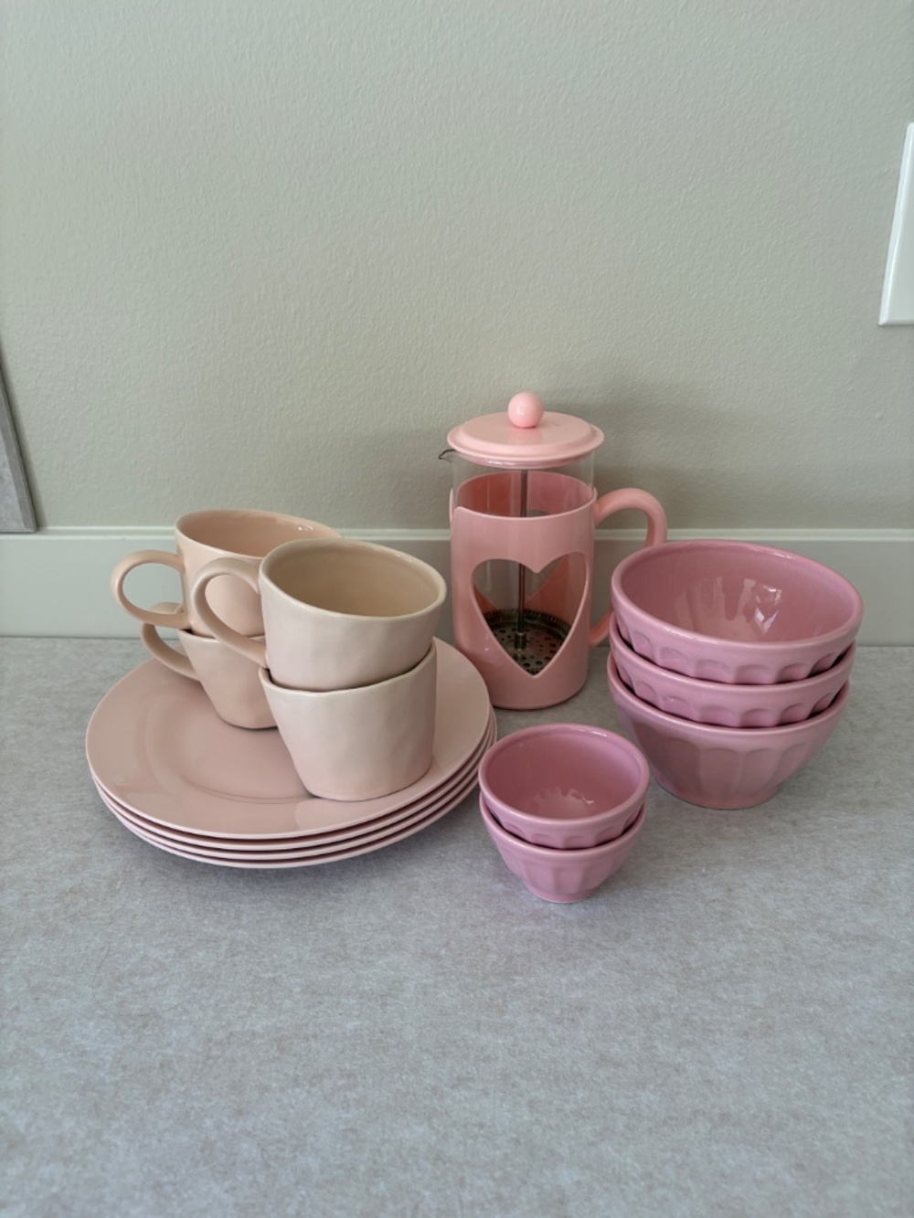 Paris Hilton Pink Heart Coffee French Press - Picture 3 of 3
